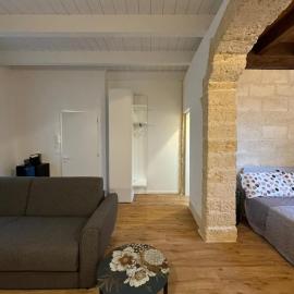 Quinto Vignale, hotel u gradu Adelfia