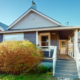 Captain's Cottage, hotel sa Rockaway Beach