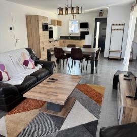 Maison 4 chambres près d Angers et à 500 m de la Loire