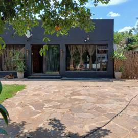 Urban Villa 25