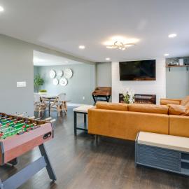 Family Friendly: Modern Apt in Fort Washington, hotel in Fort Washington