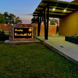 Rincón del Sol en Albardón, hotel i Albardón