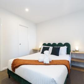 Sophisticated Kingston Retreat Near the Foreshore - Hosted by Canstay