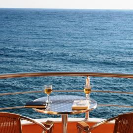 Mare Beachfront Rooms Himare, hotel in Himare