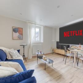 Movie Prestige - Elegant - Moderne - Netflix avec VidéoProjecteur - Stationnement facile
