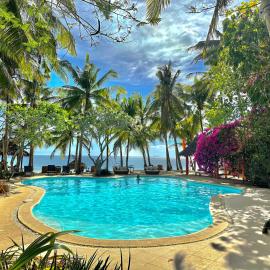 Coco Sunset Beach Resort, Hotel in Siquijor