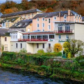 Bort-les-Orgues में, होटल Logis Central Hôtel - Restaurant & Spa