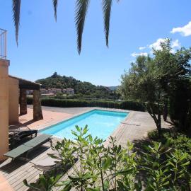 La Villa Tara 4 chambres piscine privée vue panoramique sur les collines de Grimaud