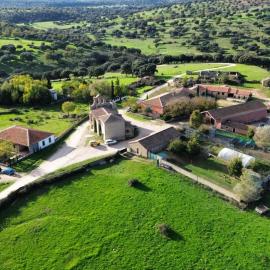 Complejo Rural Dehesa de Ituero, hotel u gradu Ituero de Huebra