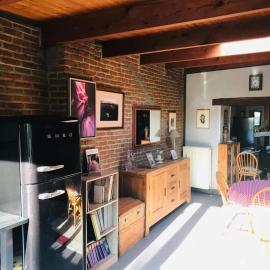 Family home in Thon, garden and terrace 100 m², hotel sa Namêche