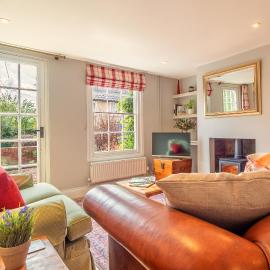 Adorable cottage with a log burner in heavenly village - Constable Lodge