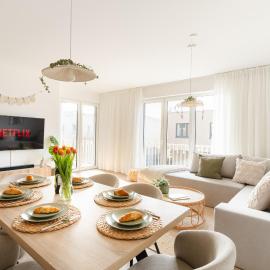 Premium-Apartment mit Balkon - Perfekt für Familien, Gruppen und Geschäftsreisende - ZAYA STAYS, hotel sa Leipzig