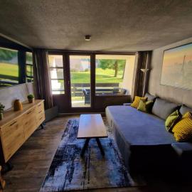 Ferienwohnung Bavarian Relax & Feuersalamander - inklusive GästeCARD、ザンクト・エングルマールのホテル