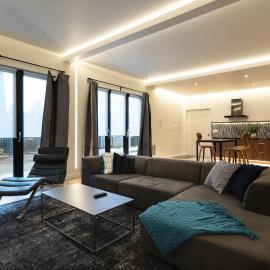 Large Modern Loft in Central Location