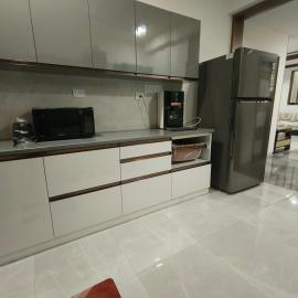 Just Launched Ultra Modern 4BHK Duplex Fully Furnished Between JNTU Metro & Miyapur Metro, hotel in Hyderabad