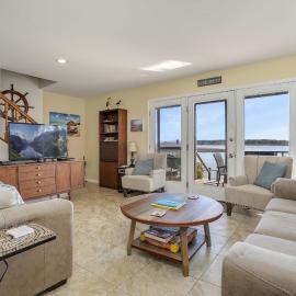 The Haven - Waterfront with private dock!