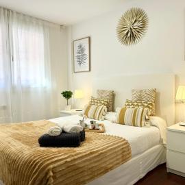 Castro Holidays - Céntrico Piscina Urbanización Garaje Gratis, hotel v destinaci Castro-Urdiales