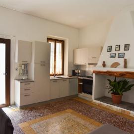 Su Cuile historical country house with barbecue: Martis'te bir otel