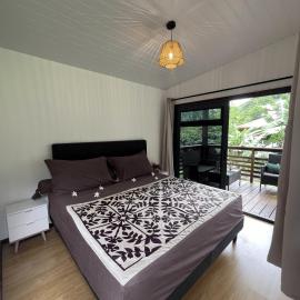 Hava'i Lodge – hotel w mieście Taputapuapea
