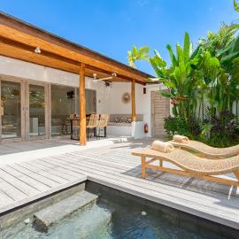 Villa Diana 1 - Private Luxury 1BR Hideaway next to Nyanyi Beach