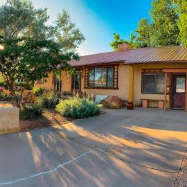 Enjoy a Sweet Retreat in downtown Kanab