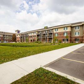 MainStay Suites Madison - Monona, Hotel in Madison