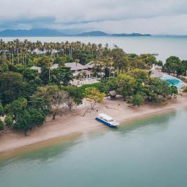Island Escape Burasari, מלון בפוקט