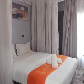 Nanic Homes Rio Vista, hotel in Marimbeti