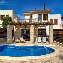 Villa HG37 Kopiaste - Newly Refurbished Villa with Private Pool & Private Garden, Aphrodite Hills