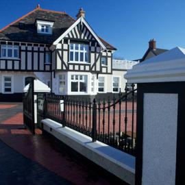 St Columbs House, hotel v destinaci Buncrana