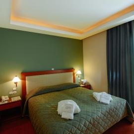 Athens Mirabello, hotel in Athene