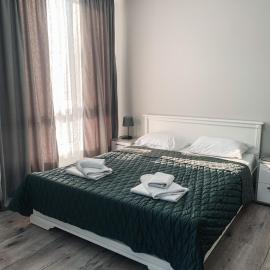 Apartments Domovik Трьохкімнатна квартира , Миру 11 с кв 19