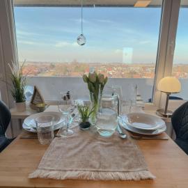 FeWo Inselblick mit Schwimmbad - Horumersiel, hotel en Horumersiel