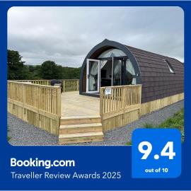 Byrnside Lodge & NEW HOT TUB, hotel em Latheron