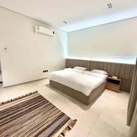NOOR iNN , Prime Location, SelfEntry