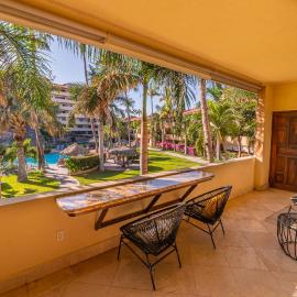 Elegant Pool View w/Balcony| Beach Walk| Hot Tub