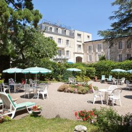 Logis Hotel Royal Saint-Mart, hotell sihtkohas Royat