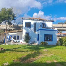 Atenea Room by the Beach - Claire Homes, hotel in Castelldefels