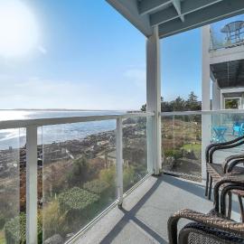 Waters Edge 308