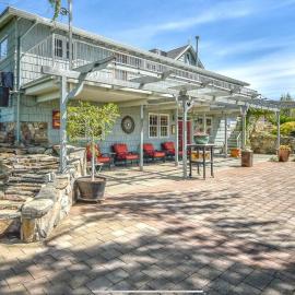 Blackbird Glen Bed and Breakfast, Glenmore, Kelowna, BC