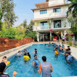 Salil farm Resort Nagaon, hotel di Alibaug