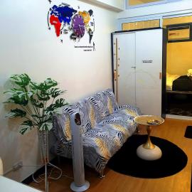 Cuddle & Cradle Staycation at The Celandine, hotel en Manila