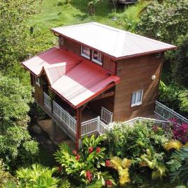 Mahogany Lodge - Oasis cosy, hotel i Rivière-Pilote