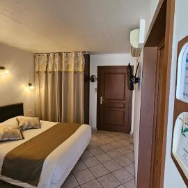 Résidence Hôtelière La Farguaise 3min du péage, hotel em Fargues-de-Langon