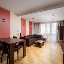 Tarchomin Standard Apartment by BookingHost
