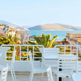 Hotel Myrtai - City Center, hotel in Sarandë
