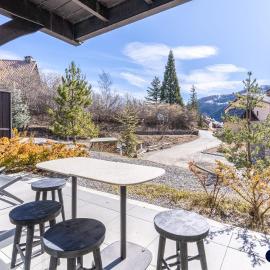 Apartment near Mont D'auron, hotel u gradu Auron