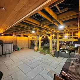 Barnet में, होटल Cosy Stylish Guest House with Private Patio and Gym Gear