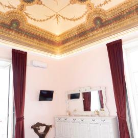 ETNA QUEEN luxury home