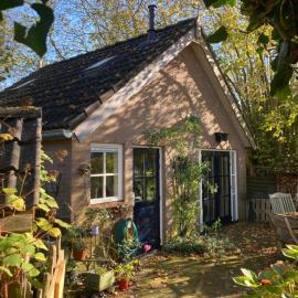 Pluk het Geluk, hotel u gradu Laag-Soeren